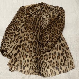 Dolce&Gabbana semi-sheer chiffon blouse in an allover leopard printed